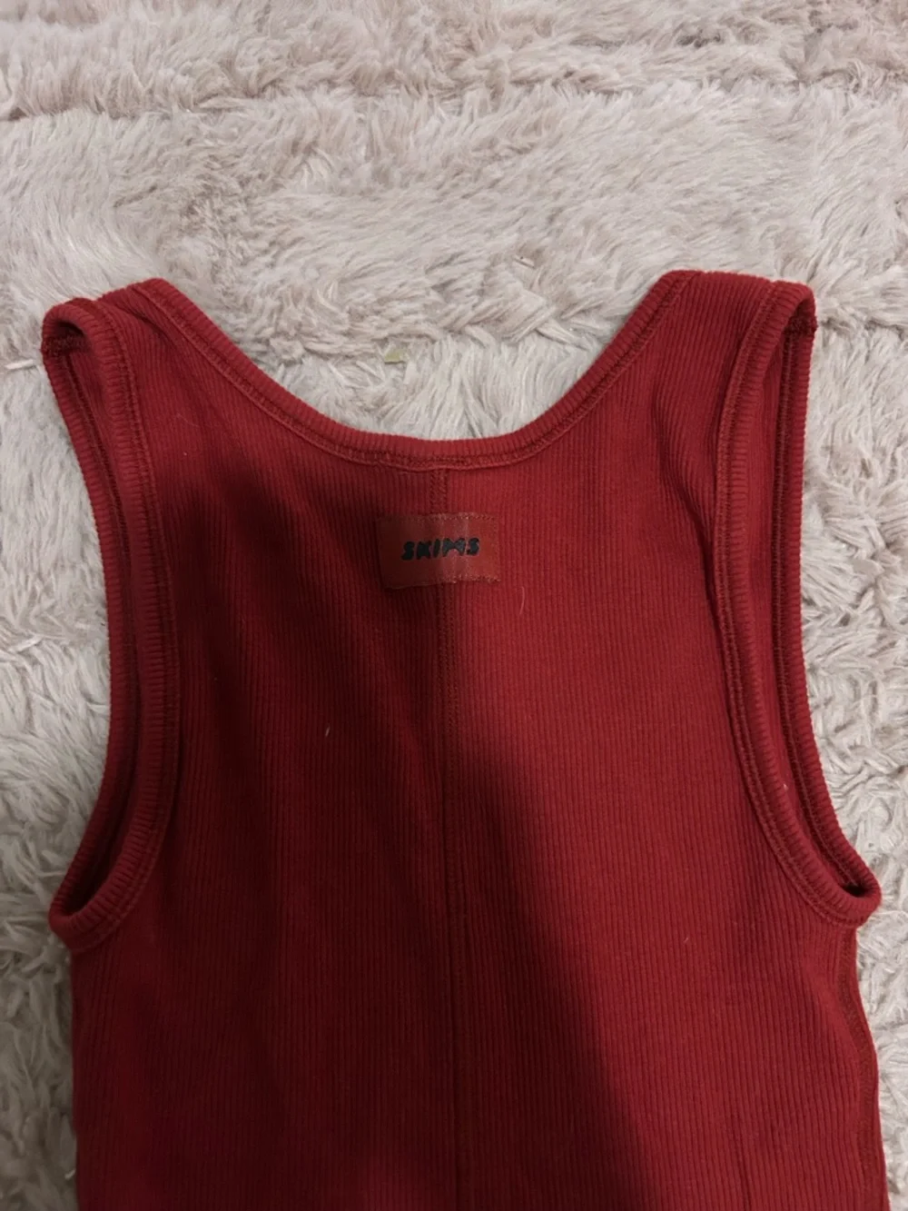 SKIMS Ribbed Tank Top in Deep Burgundy - Picture 4 of 4